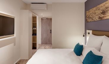 bilde på Basic Queensize Room with Extra Bed-1 Queen Bed Free WiFi Free self parking