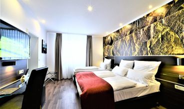 bilde på Double Room-1 Double Bed Free WiFi Free self parking Free valet parking
