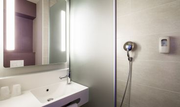 bilde på Double Room, Non Smoking-1 Double Bed Free WiFi Free self parking