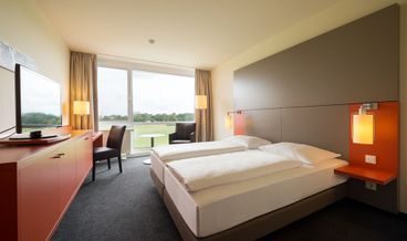 bilde på Superior Double Room-1 King Bed Free WiFi Free self parking Free breakfast