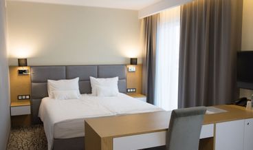 bilde på Studio (with Sofa Bed)-2 Twin Beds and 1 Double Sofa Bed Free WiFi Free self parking Free breakfast
