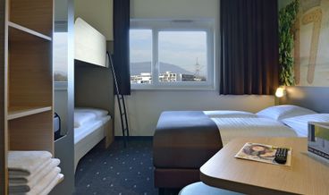 bilde på Double Room-1 Queen Bed Non Refundable Free WiFi Free self parking