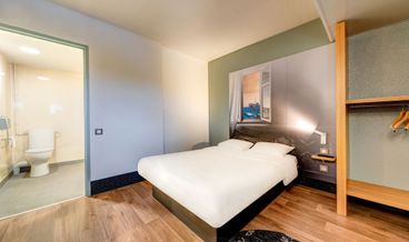 bilde på Double Room, Accessible-1 Double Bed Free WiFi Free self parking