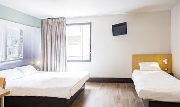 bilde på Double Room, Accessible, Non Smoking-1 Double Bed Non Refundable Free self parking Free WiFi