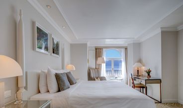 bilde på Fairmont Room, utsikt mot innsjø