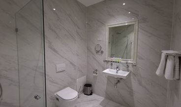 bilde på Luxury Double Room-1 King Bed Non Refundable Free WiFi Free self parking