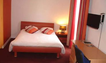bilde på Standard Double Room, Bathtub-1 Double Bed Free self parking Free WiFi