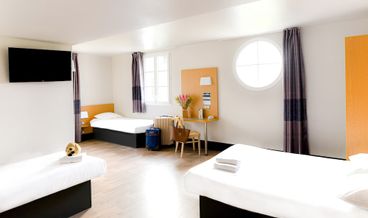 bilde på Quadruple Room-1 Double Bed and 2 Twin Beds Free WiFi Free self parking Free breakfast