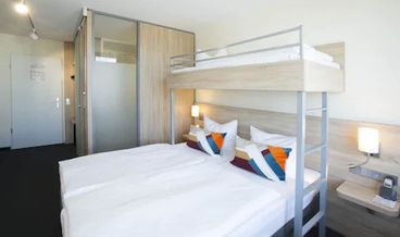 bilde på Standard Room, Courtyard View-1 Twin Bed Non Refundable Free WiFi Free self parking Free breakfast