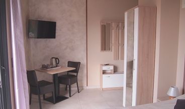 bilde på Comfort Twin Room, 2 Twin Beds K-banon-2 Twin Beds Non Refundable Free breakfast Free self parking Free WiFi