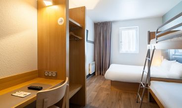 bilde på Twin Room, Non Smoking-2 Twin Beds Non Refundable Free WiFi Free self parking