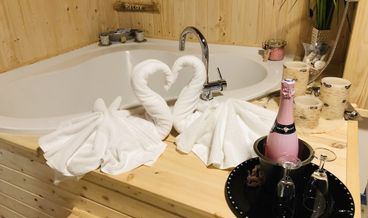 bilde på Classic Double or Twin Room-2 Twin Beds Non Refundable Free WiFi Free self parking