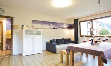 bilde på Double Room-1 King Bed Non Refundable Free WiFi Free self parking