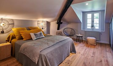 bilde på Deluxe Double Room (ABBESSE)-1 Queen Bed Free WiFi Free self parking Free breakfast