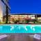 Gatsby Hotel & Restaurant