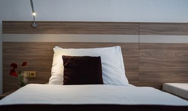 bilde på Classic Double Room-1 King Bed Non Refundable Free WiFi Free self parking