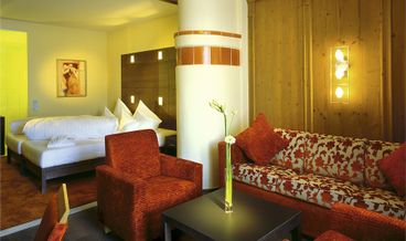bilde på Classic Double Room-1 Queen Bed Free WiFi Breakfast buffet Free self parking