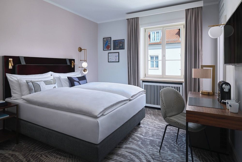 bilde på Rom – classic, 1 queensize-seng