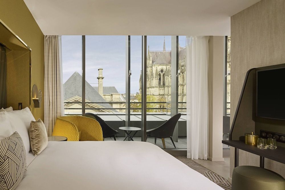 bilde på Suite – junior, 1 kingsize-seng, balkong, utsikt (Cathedral View)