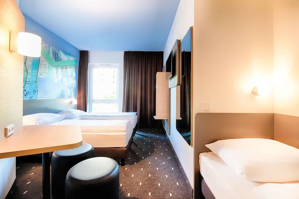 bilde på Tremannsrom