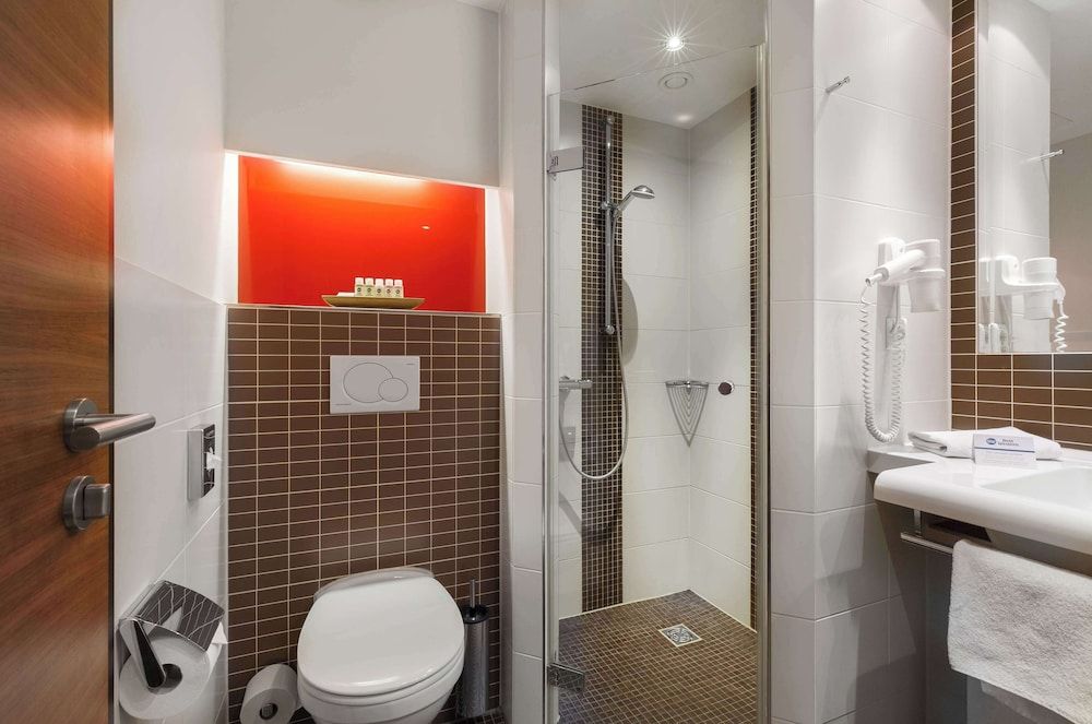 bilde på Rom – comfort, 1 dobbeltseng (Walk-in Shower)