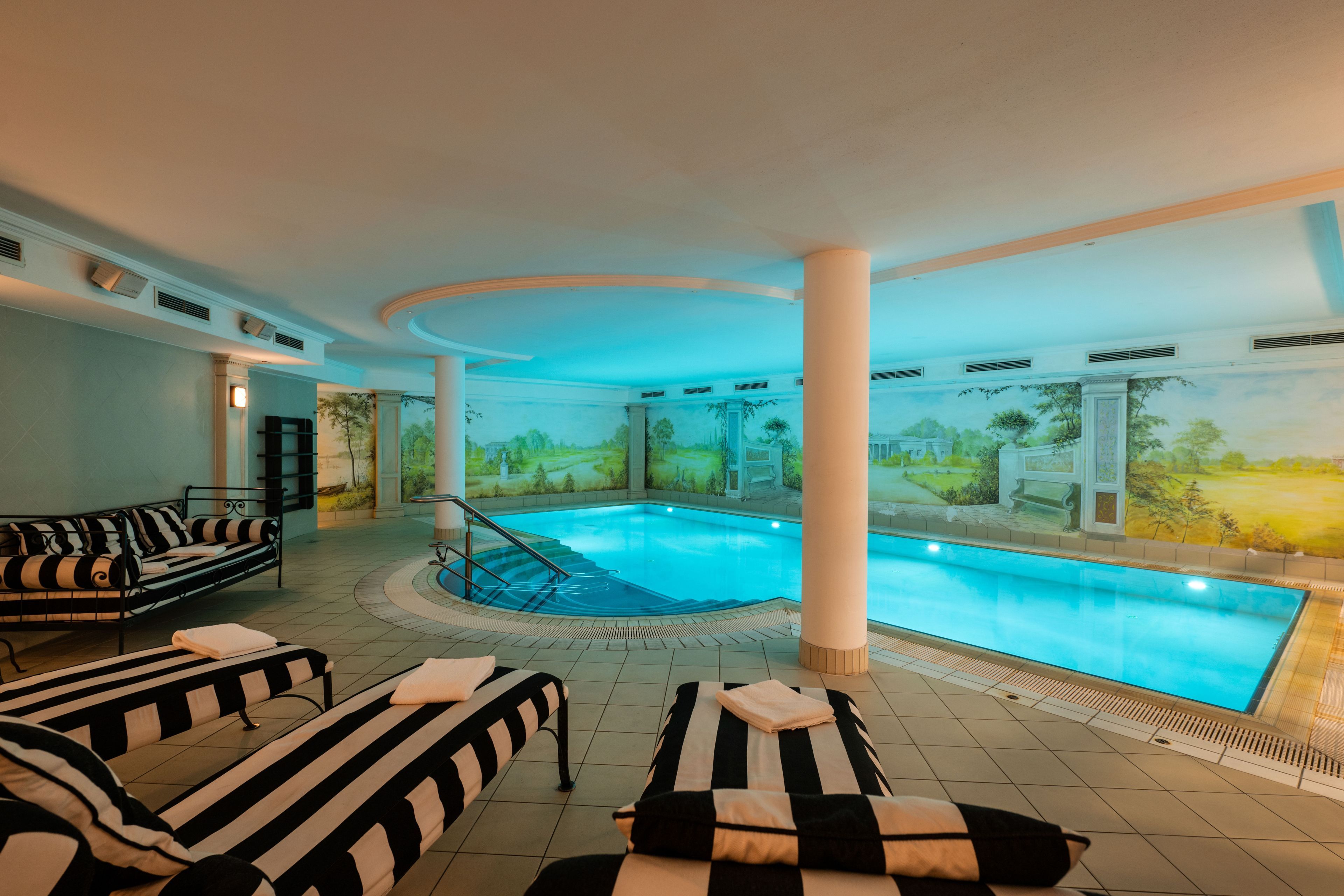 category_swimming
