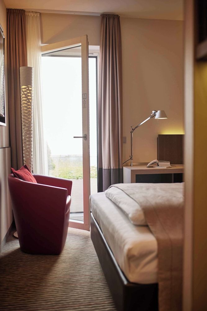 bilde på Rom – standard, 1 queensize-seng, terrasse (Small Room)