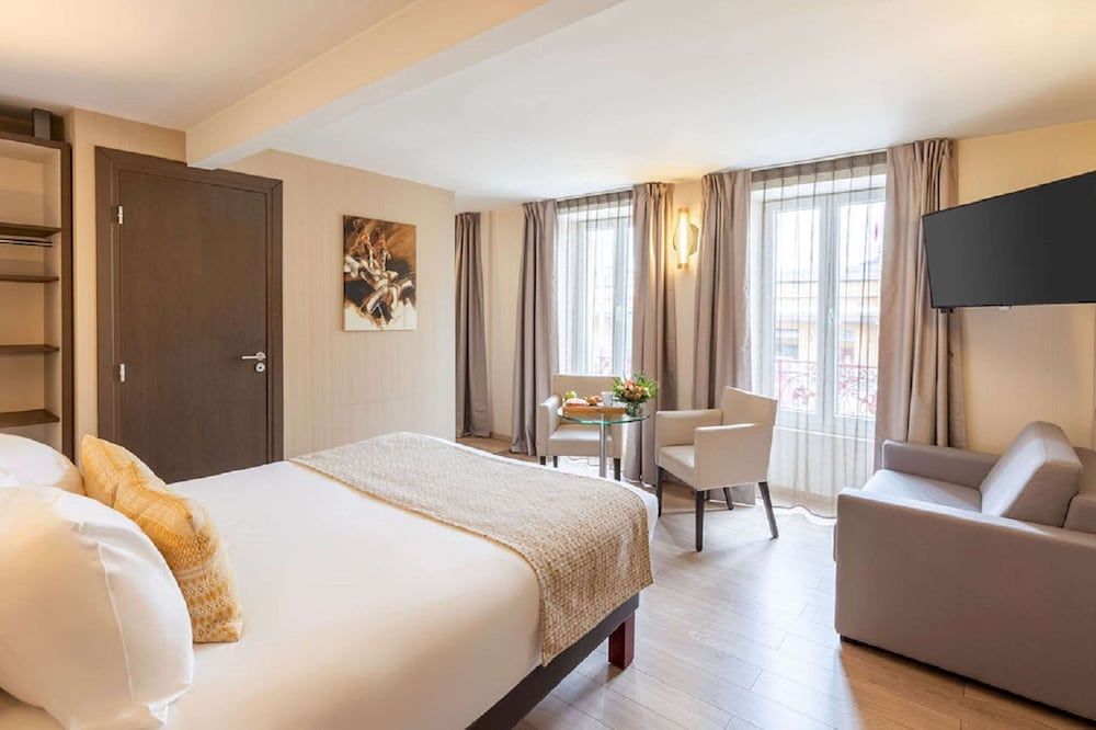 bilde på Rom – deluxe, 1 queensize-seng, ikke-røyk