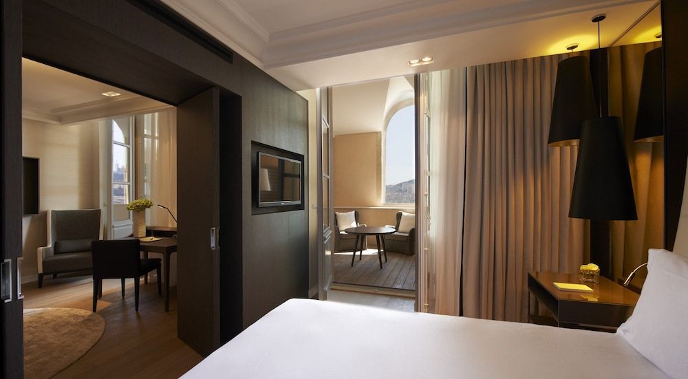 bilde på Suite – junior, 1 kingsize-seng, terrasse, havneutsikt