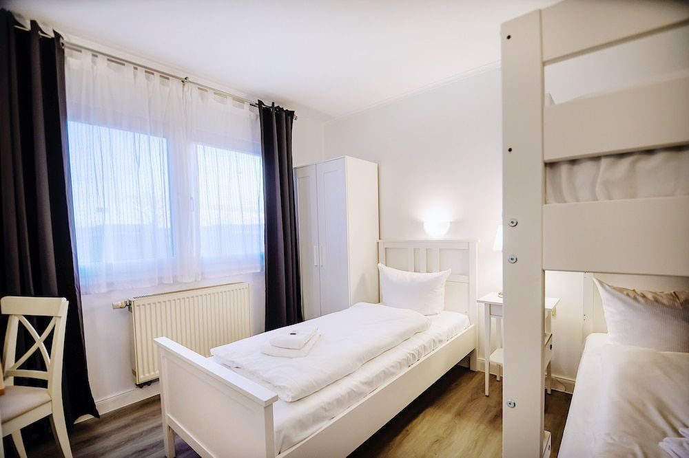 bilde på Tremannsrom – standard (2 Pax)