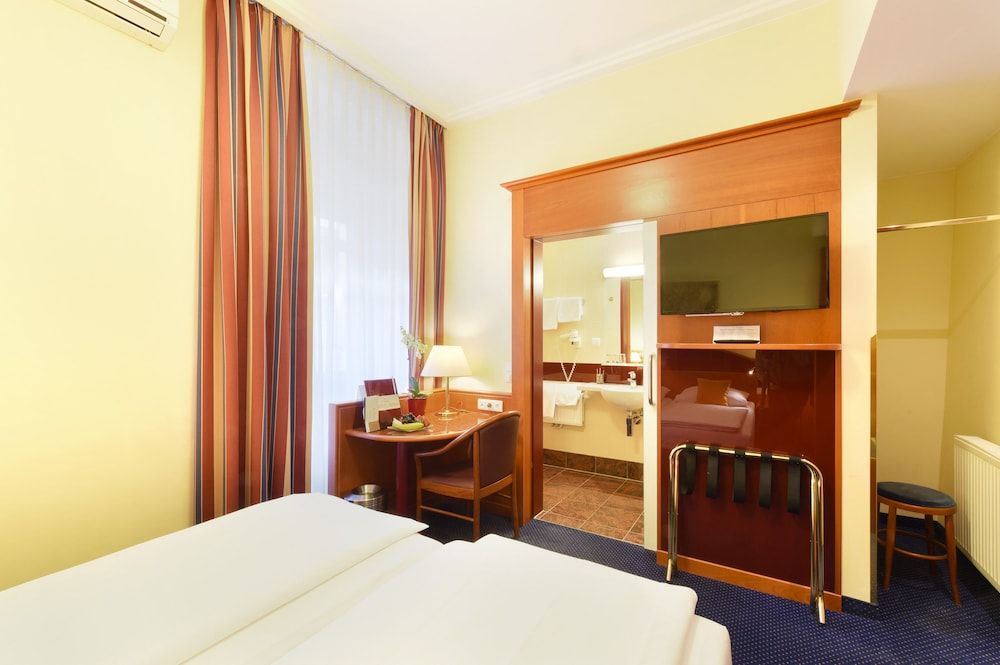 Rom