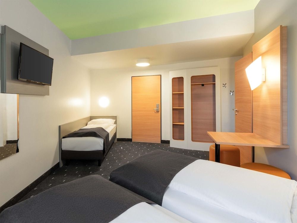 bilde på Tremannsrom