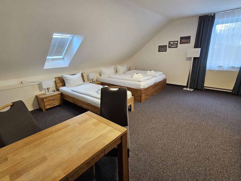 bilde på Tremannsrom, privat bad