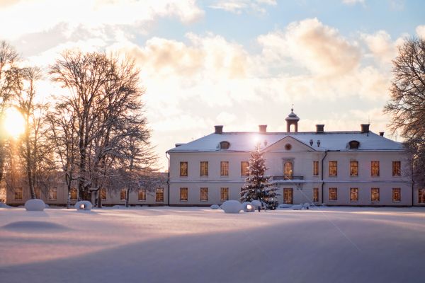 Vil du bo på slott eller herskapshus?