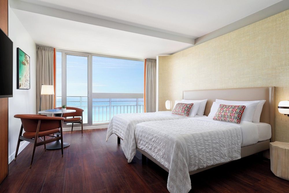 bilde på Rom – deluxe, 2 enkeltsenger, sjøutsikt (Balcony)