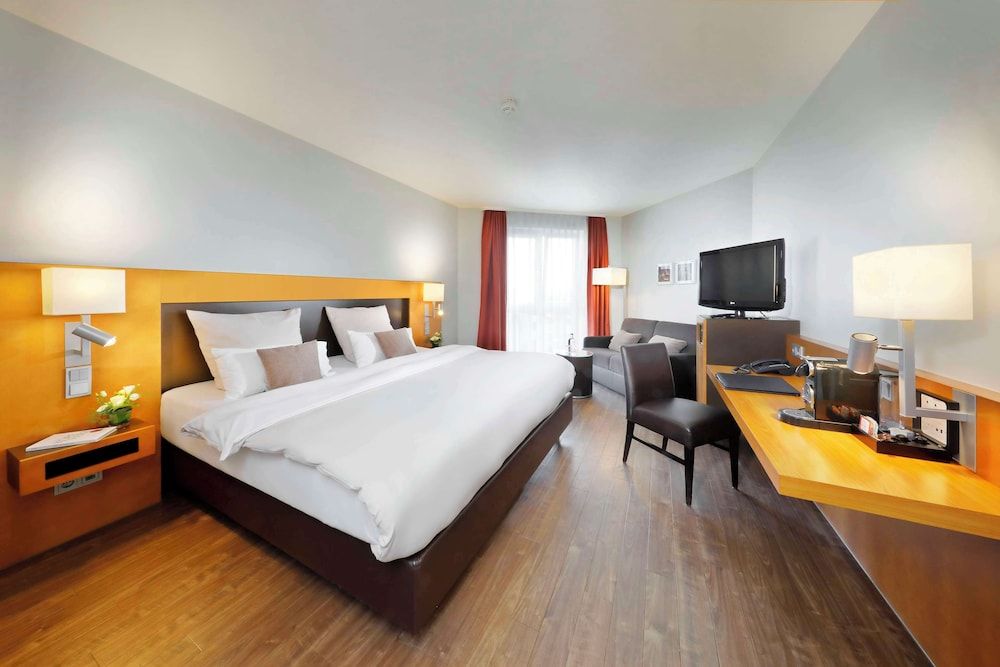 bilde på Rom – deluxe, 1 kingsize-seng, gårdsplassområde (with Sofabed)