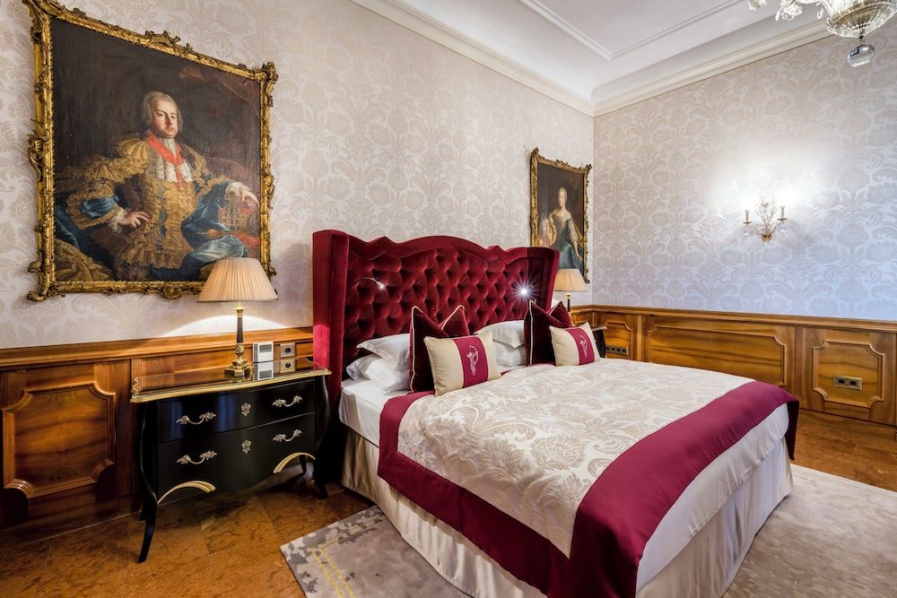 bilde på Suite – royal, 1 kingsize-seng, terrasse, byutsikt