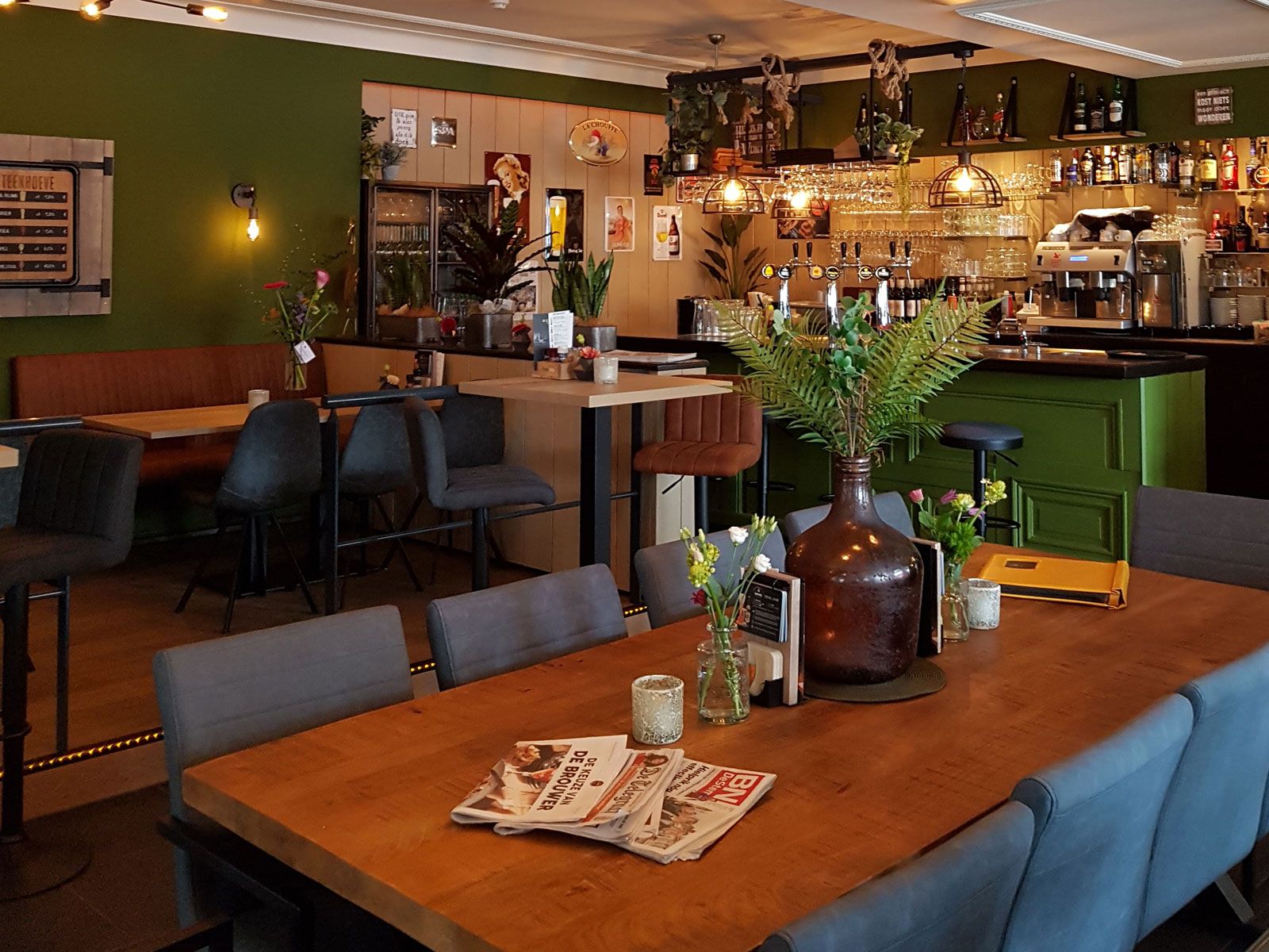 RESTAURANT