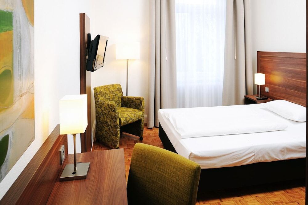 bilde på Dobbeltrom, 1 dobbeltseng (French Bedroom 140x200cm bed)