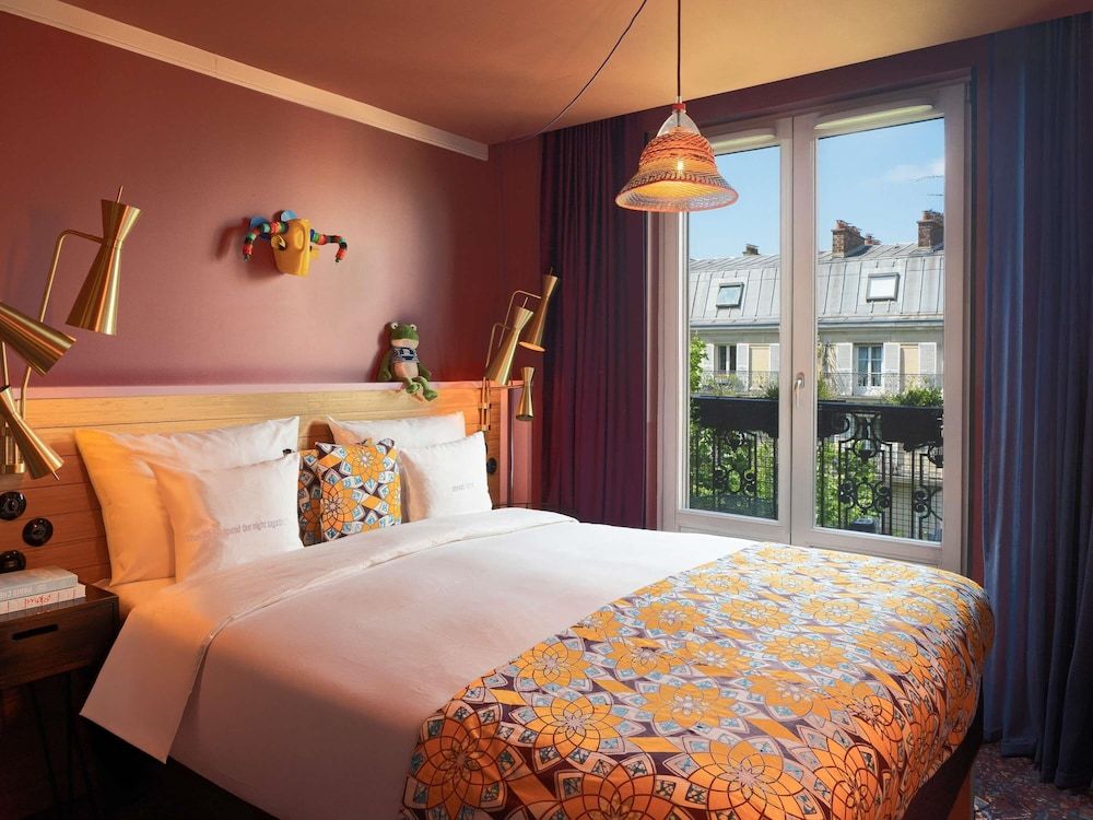 bilde på Medium with Balcony and Paris view