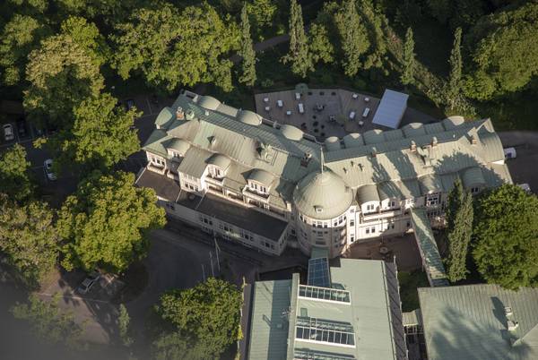 Mössebergs Kurort - Early Bird Spring Sale - SURROUNDING